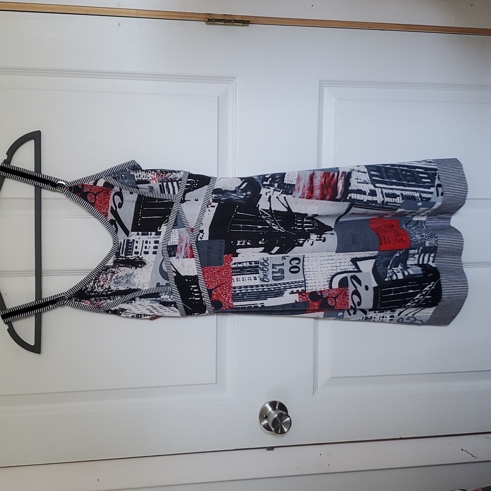 Alison Sheri Dress Size Xtra Small 👗 bright graphic design